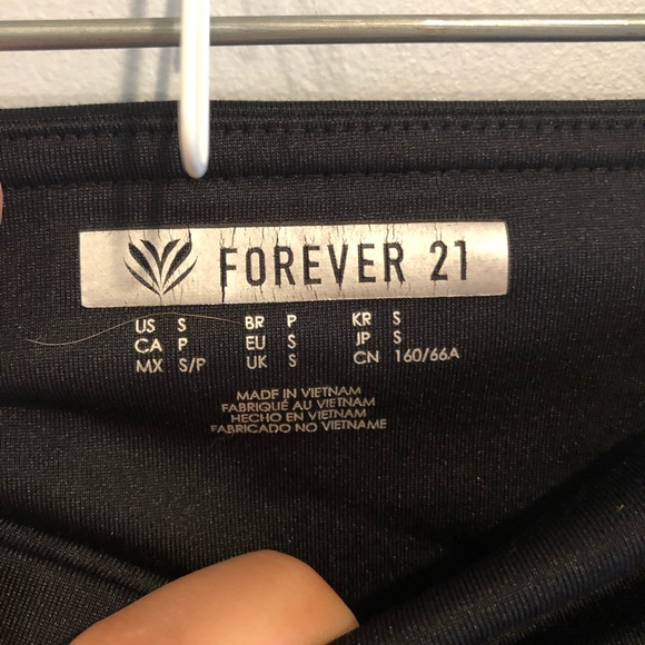 Black sheer paneled work out leggings - Picture 3 of 3